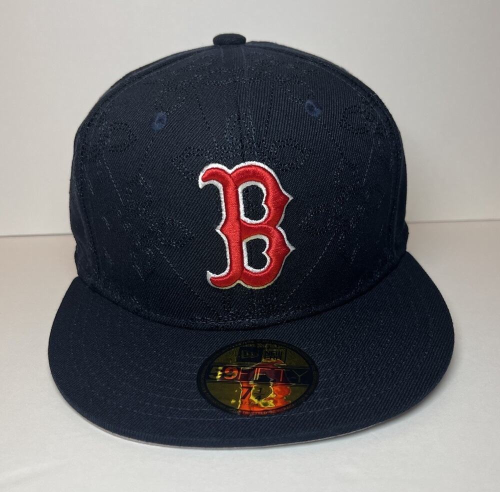 New Era 59FIFTY Boston Red Sox Fitted Hat Size 7 1/4 Black Paisley Cooperstown